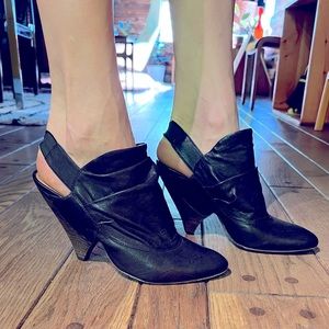 Vero Couio Italian Made Heeled Bootie/Mule Size 40